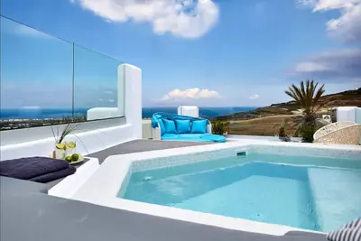 The Queen's house with jacuzzi and sea view
