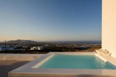 Image de Nice Villa with Sunset View