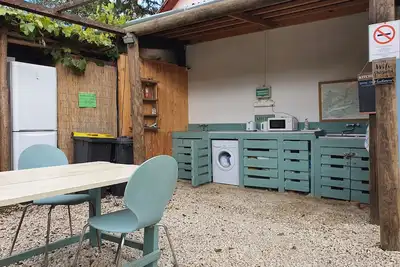 Image de Idyllic setting with pool in Koppany Nature Park directly on the walking trails.