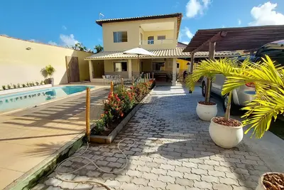 Image de 5 Bedroom House With Pool