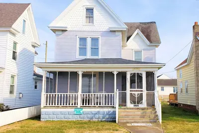 Image de Miss Agnes - Water Front 3br home Pet Friendly, No Linens Provided