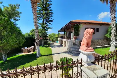 Image de Private Villa with pool near the sea