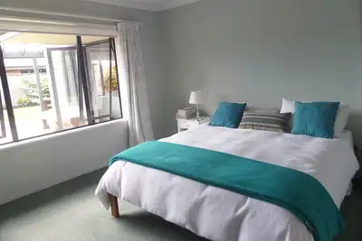 Image de Spacious in Stoke