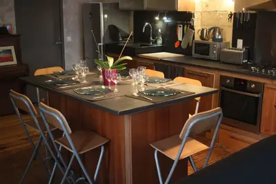 Image de Loft Classé 60 m2 plein sud Face aux Halles