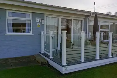 Image de Family Bungalow on Broadlands Park, Oulton Broad, Lowestoft, Suffolk - 3 Beds