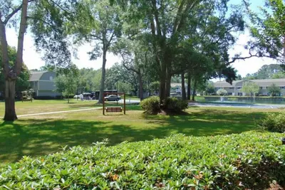 Image de H13 Ocean Walk Resort 2/2 downstairs, great beds! Great view and always a great breeze