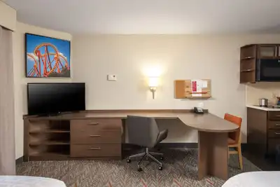 Image de Have Fun at Disney! 1 Classy Studio Suite, Pool, Pet-Friendly Property!