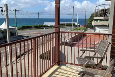 Image de Life's a Merewether Beach