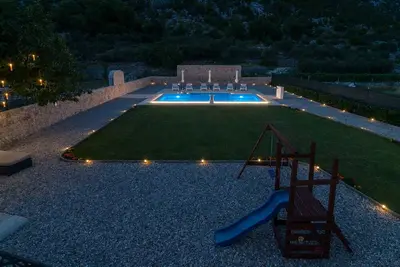 Magnificent Holiday home in Seoca