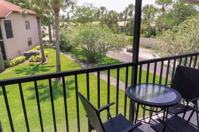 Image de Relax and Unwind! 3 Convenient Units, Outdoor Pool, Tennis Courts, Free Parking