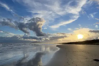 Image de Beach Bliss Gerroa - 12. 00pm Check out on Sundays! (Excludes Peak Season)