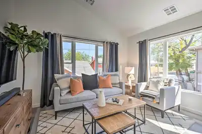 Image de Modern Midtown Haven w/ Garage: Mt Rose Day Trips!