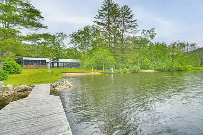 Image de Lakefront Escape w/ Deck & Kayaks in Lovell!