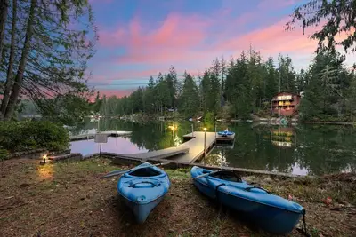 Image de Take a Break at Wye Lake - 2 Br Lakefront Cabin