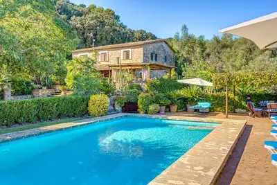 Image de Magnifique maison de vacances \"Ca les Estamenyes\" près de la mer avec vue sur la mer et sur les montagnes, connexion Wi-Fi, climatisation, terrasse, jardin et piscine ; parking disponible