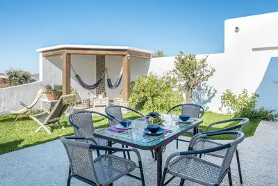 Image de Maison de vacances 'Victoria' avec vue sur la mer, vue sur la montagne, Wi-Fi, jardin et piscine