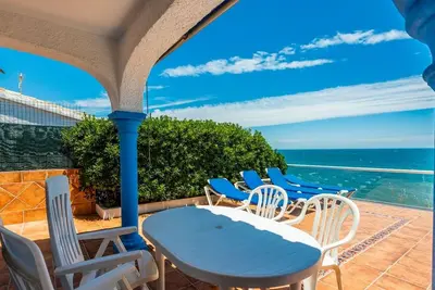 Image de Chalet junto al mar vistas maravillosas. 1 Fuengirola by Ruralidays