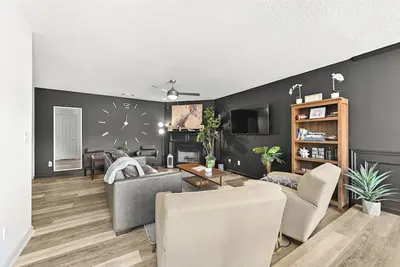 Image de Atlanta, Airport, Entire Home Sleeps 9, 4br's, 2. 5Baths, 5Beds