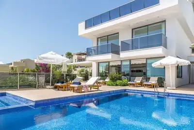 5 Bedroom Villa with Stunning Sea Views in Kiziltas area of Kalkan