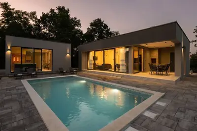Image de Villa Alison Deluxe Junior with private spa and heated swimming pool