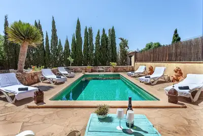 Image de Sa Bassa charming country holiday house with pool close to the village Es Llombards