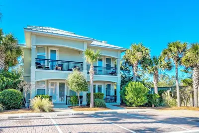 Image de Townhome-Comm Pool-Private Beach Access 5 Min Walk