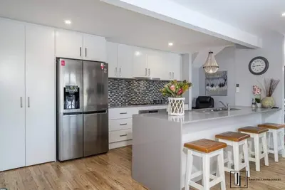 Image de Deja Blue - Complete River Front