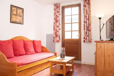 Image de Charmant 2 Pièces pour 6 Personnes avec Piscine et Terrasse - Proche Saint-Lary-Soulan