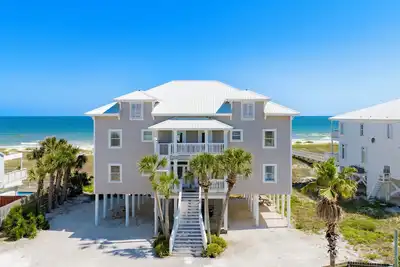 Image de West of Eden West - 6 Bedroom Luxury Beachfront home with Heated Pool, sleeps 18