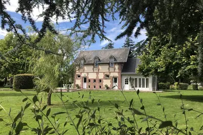 Image de Château Folies : Gîte dans un parc à l’anglaise