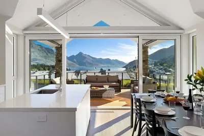 Image de Stonehill Villa 1 | Historic Haven |