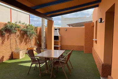 Image de Apartment for 4 people with private garden and barbecue near the beach