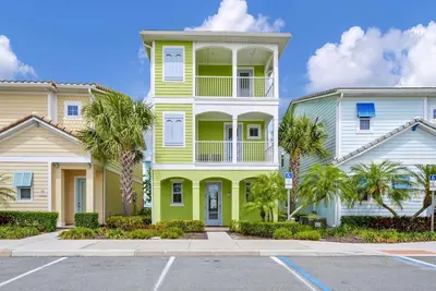 Image de Key Lime Cottage near Disney with Margaritaville Resort & Island H20 Waterpark.