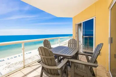 Image de In the heart of Pensacola Beach! Emerald Isle 2br