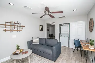 Image de 🏜Urban Desert Retreat for the Adventurous Traveler Snow Free-Stay with us! ☀️🐾