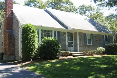 Image de Cozy cottage in delightful country side neighborhood!