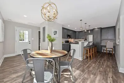 Image de *Luxury Condo In Downtown Frederick*