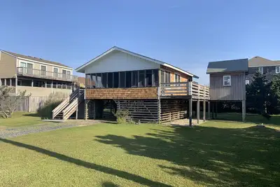 Image de Original Hatteras Beach Box! Family-owned & loved; flexible check-in/out days! \n