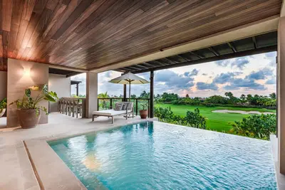 Image de 3 bd Condo with Ocean View+ Private Pool + Cook