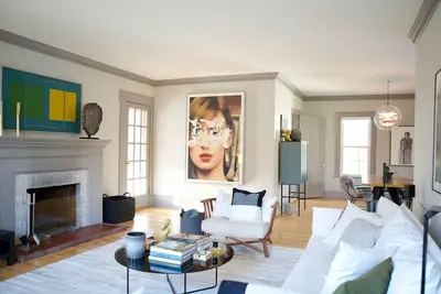 Image de Beautifully Restored, Secluded Farmhouse