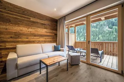 Image de Appartement \"Seebrunn - SchusterhĂĽttl Alm\" avec vue sur les montagnes et le lac, terrasse et jardin