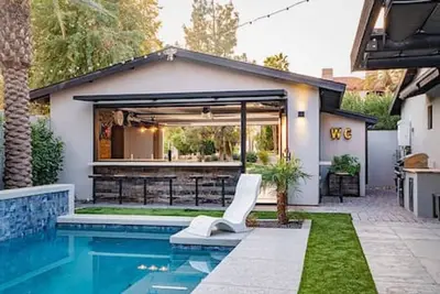 Arcadia Luxury 4 Bedroom 4EnSuite Bath Heated Pool