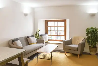 2 bedroom accommodation in Looe