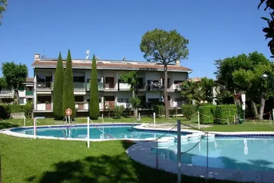 Image de Genziana Apartment - with balcony overlooking pool and garage