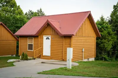 Image de Kayak Cabin w/ Air Purifier