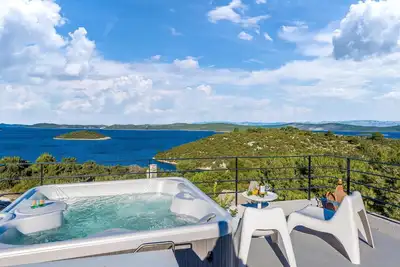 Image de Belle maison Ă Dragove avec WiFi