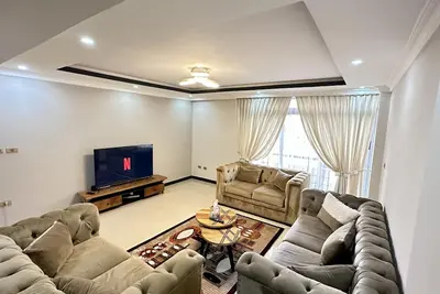 Image de This cozy house all yours!