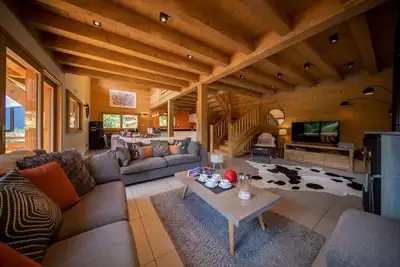 Image de Chalet Premium avec Jacuzzi extérieur et poêle à bois - 10 personnes