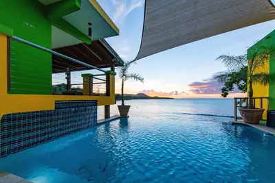 Image de Villa Dos Palmas - Pool Villa - 2 Bedroom Oceanfront with Pool