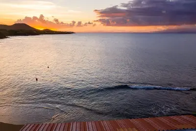 Image de Villa Dos Palmas - Beach  Villa - Waves Lapping at Your Door